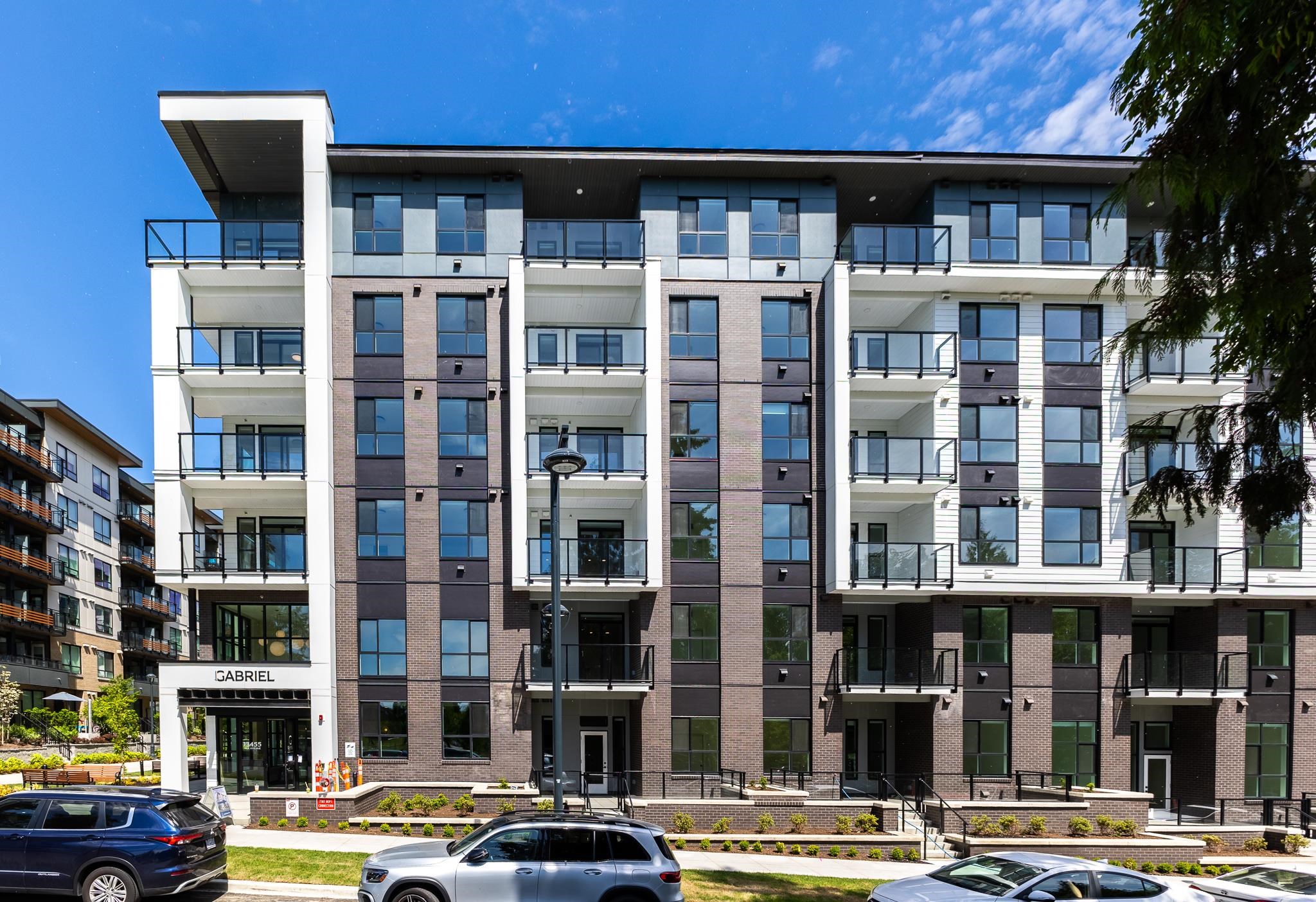 211-13455 94a Avenue, Surrey, BC, V3M 1M9