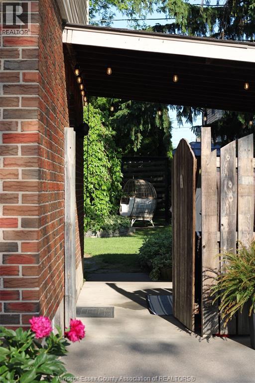 3581 Wolfe Court, Windsor, ON, N9C1X2 photo 4