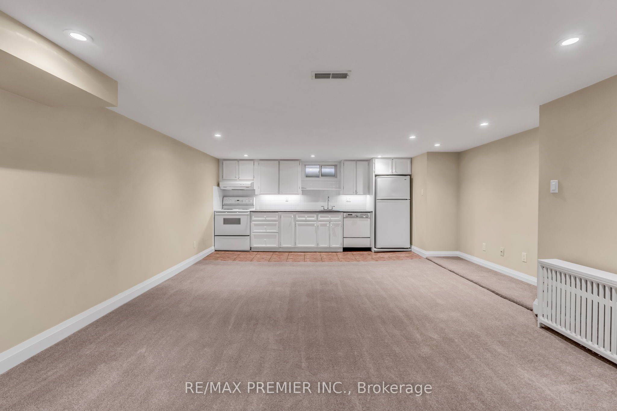 Lower Level-5 Killarney Road, Toronto, ON, M5P 1L7 photo 4