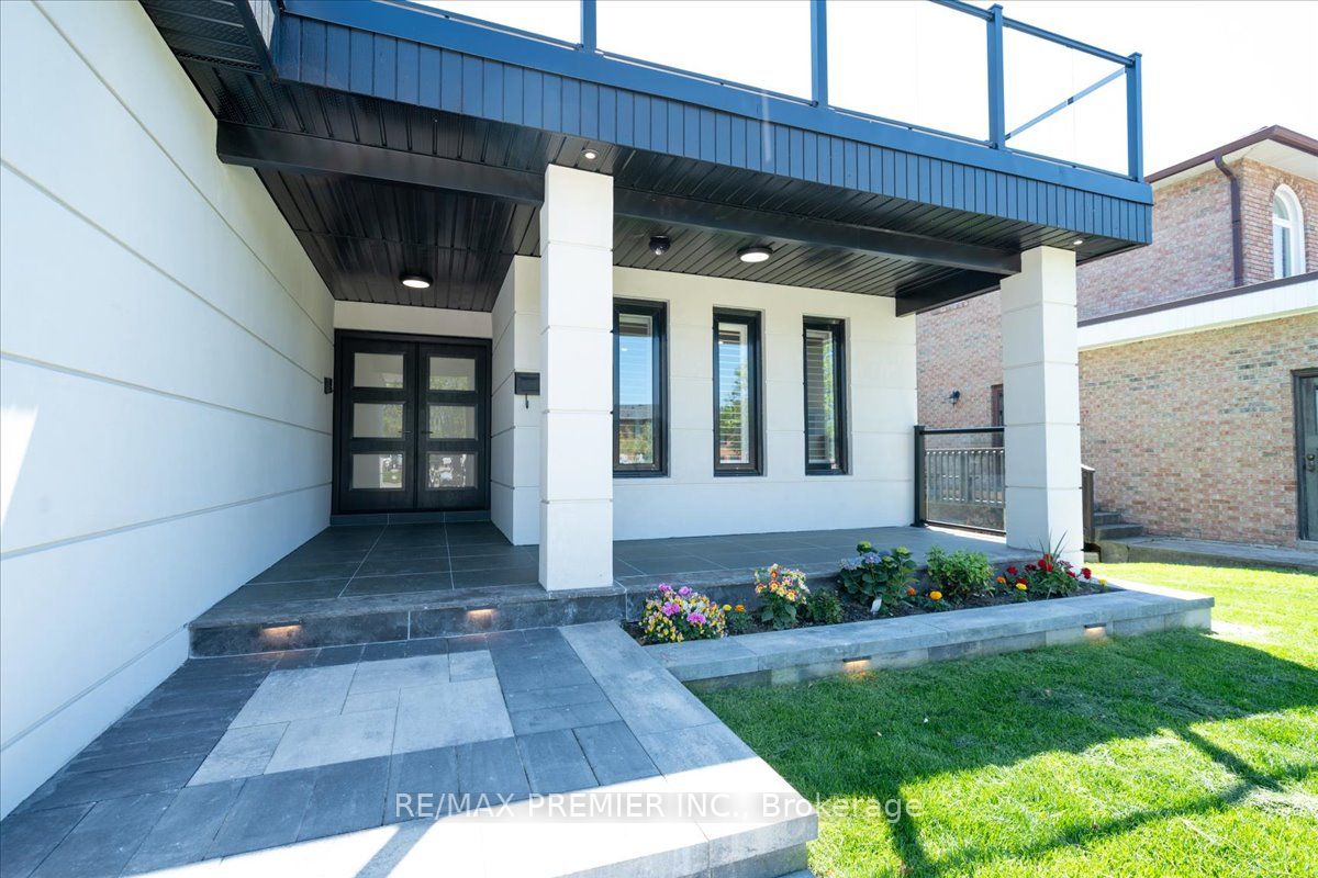 157 Jeanne Drive, Vaughan, ON, L4L 1X8 photo 5