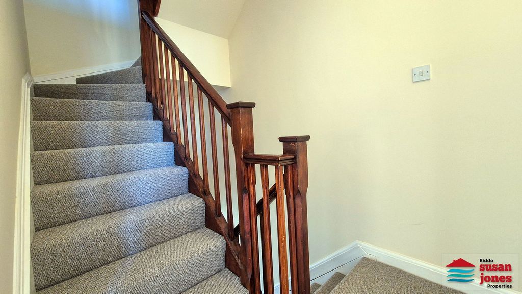 Additional image 11 of 3 bed terraced house for saleSouth Beach, Pwllheli LL53