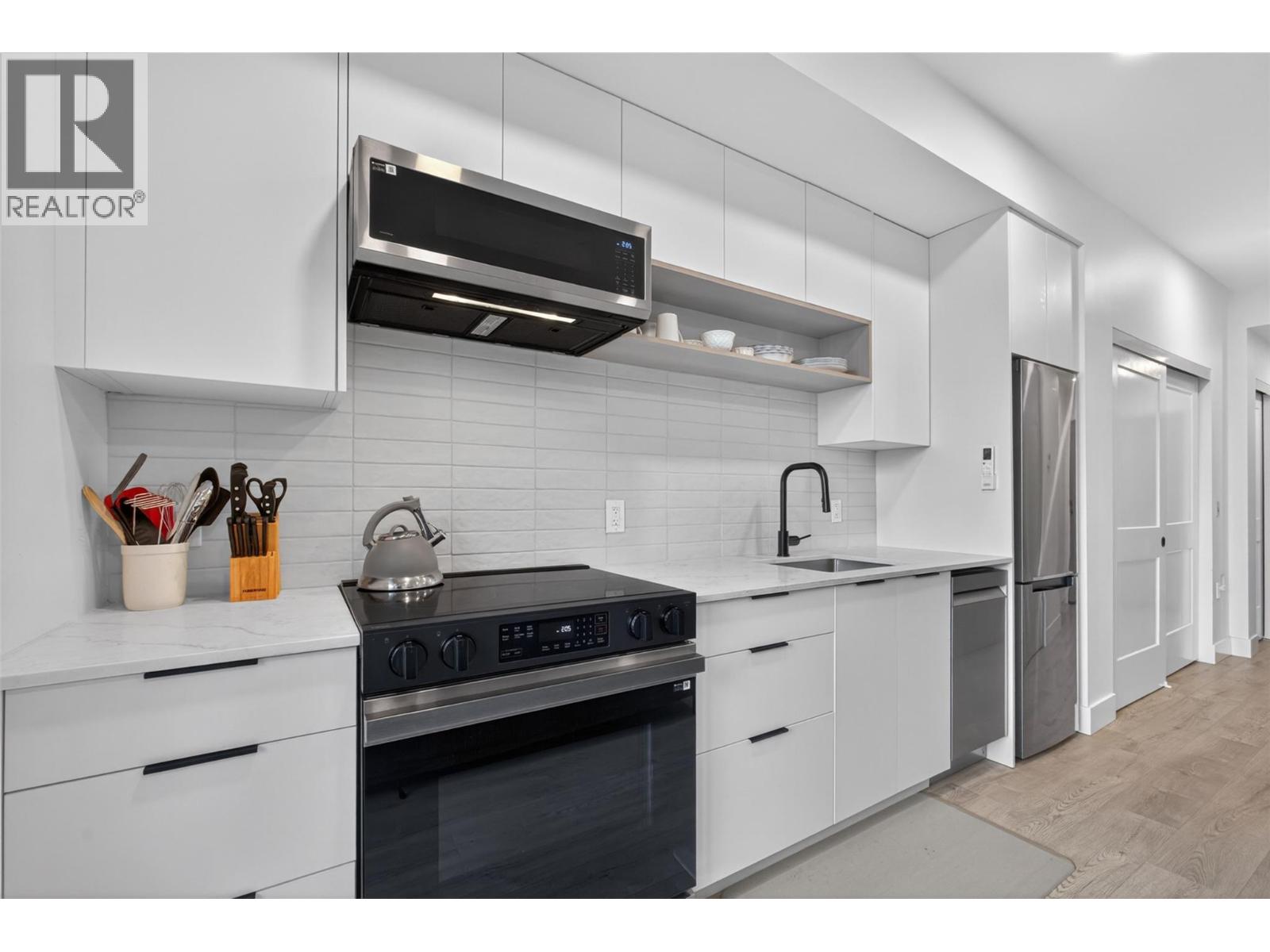 Additional image 6 of 211-620 Coronation Avenue, Kelowna, BC, V1Y0N8