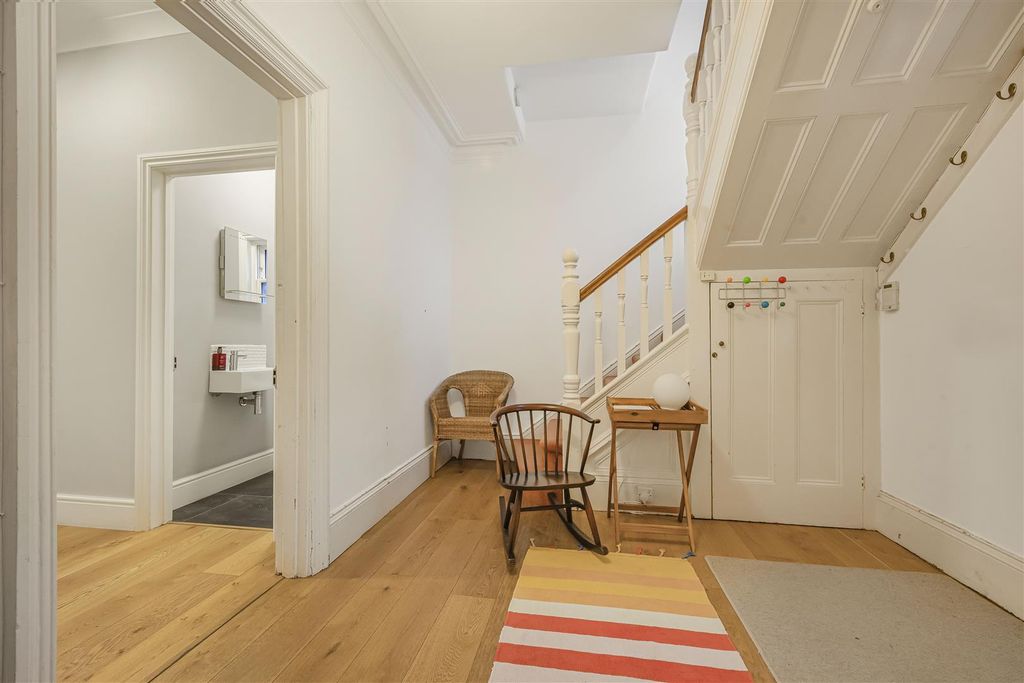 Additional image 15 of 5 bed semi-detached house for saleAlexandra Road, Reading RG1