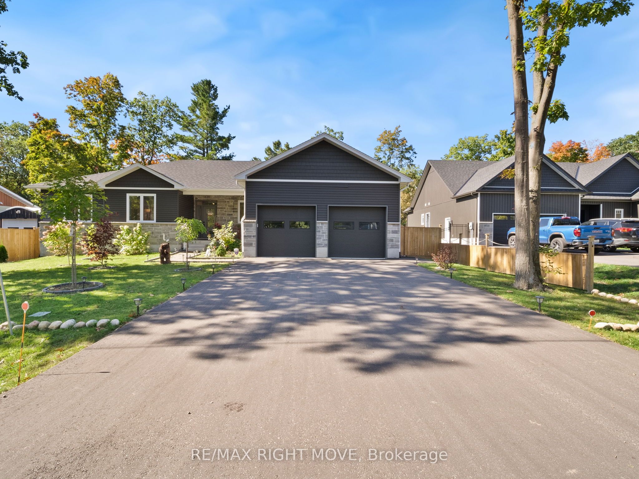 22 Bellehumeur Road, Tiny, ON, L9M 0J1