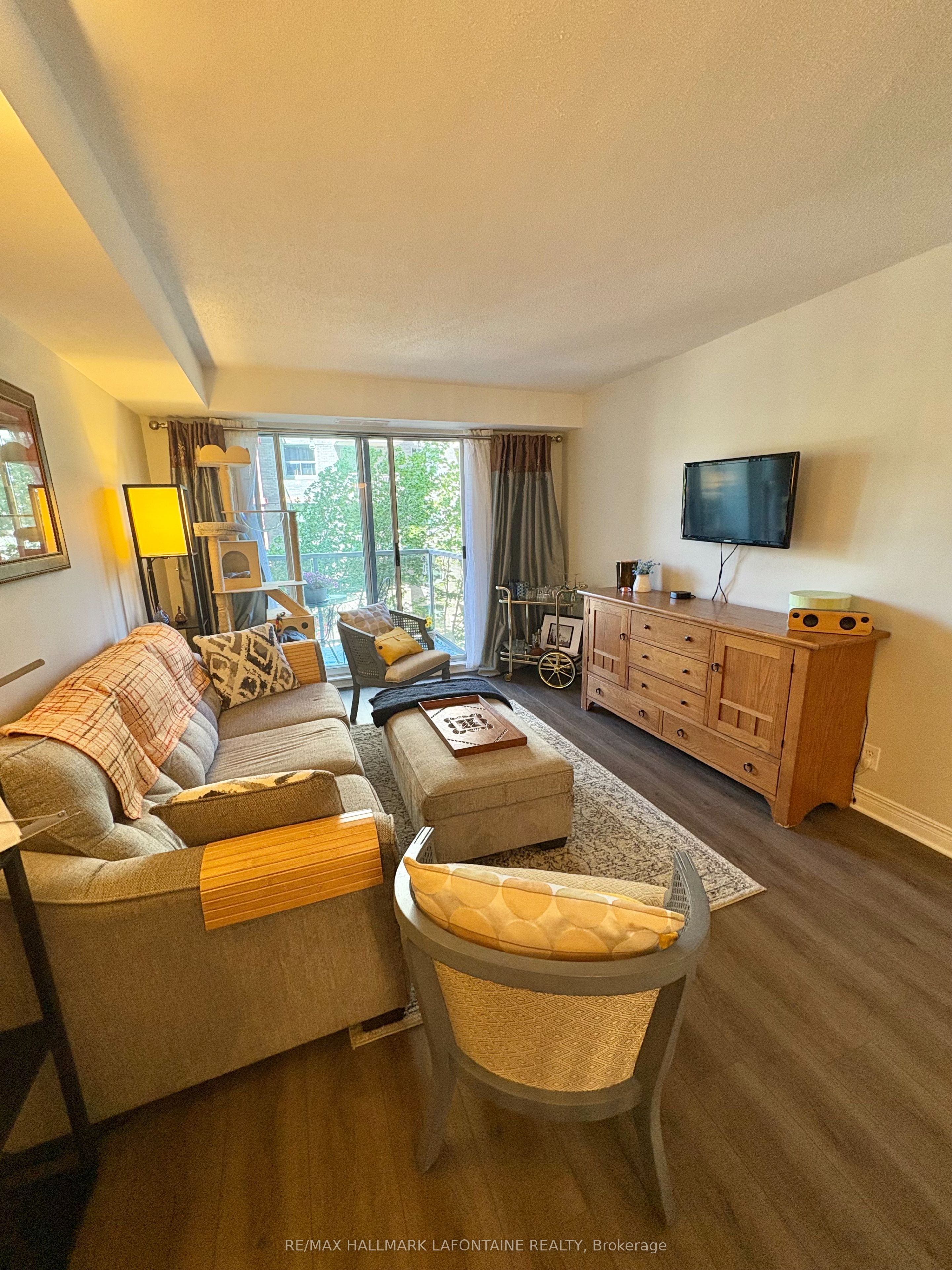 Additional image 6 of 402-429 Somerset Street W, Ottawa, ON, K2P 2P5