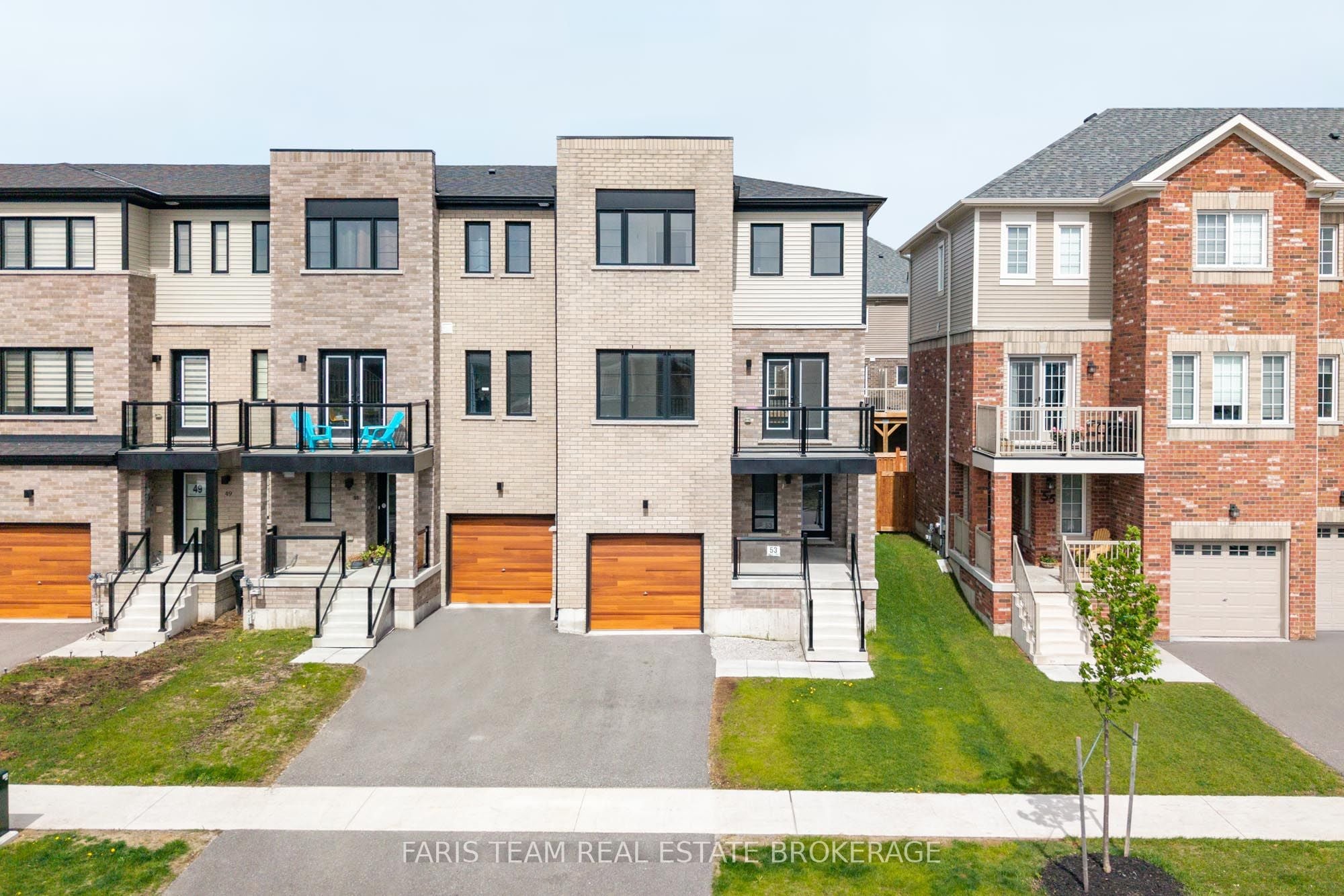 53 Harvest Crescent, Barrie, ON, L9J 0T5