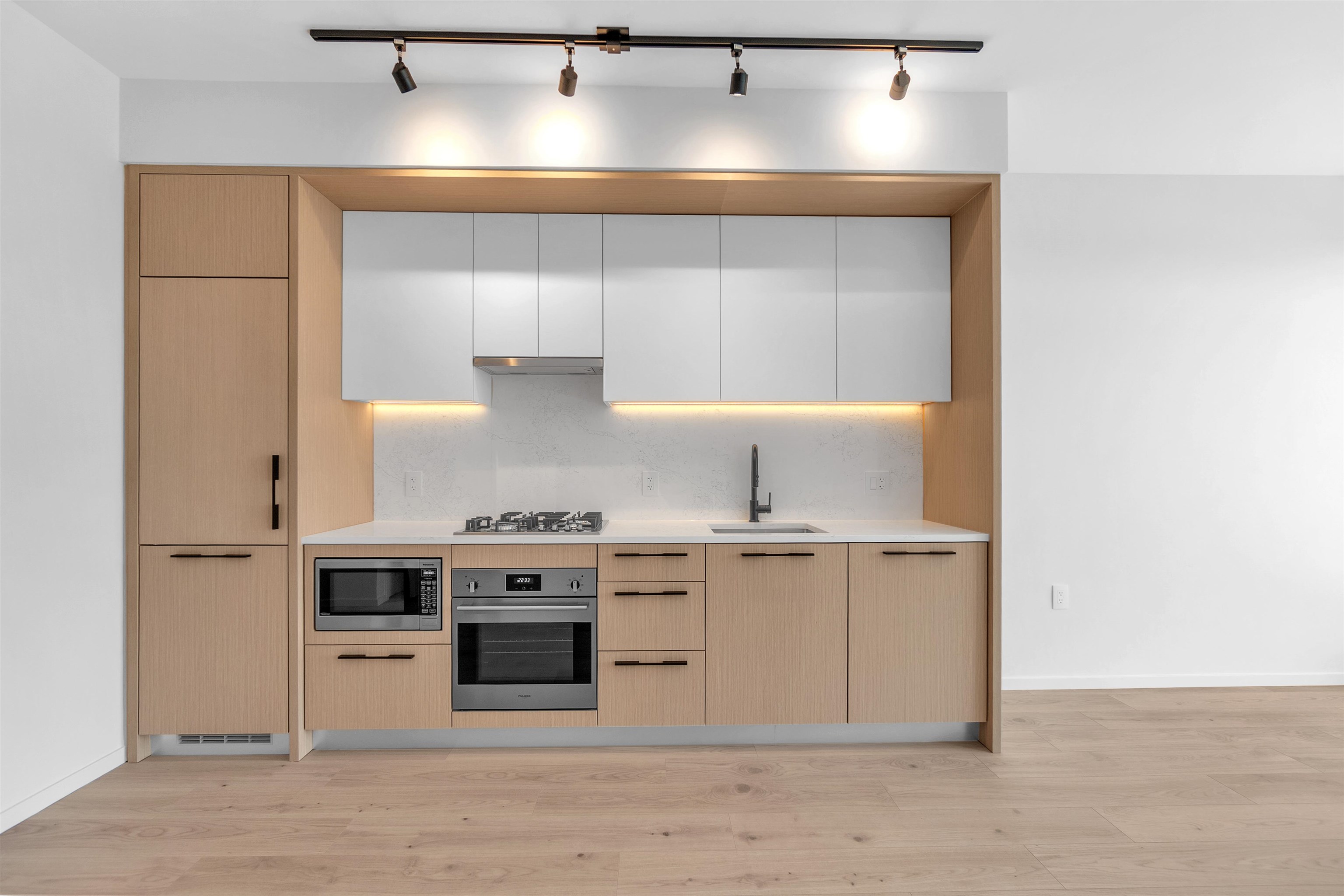 Additional image 2 of 1005-2729 Kingsway , Vancouver, BC, V5R 0M6