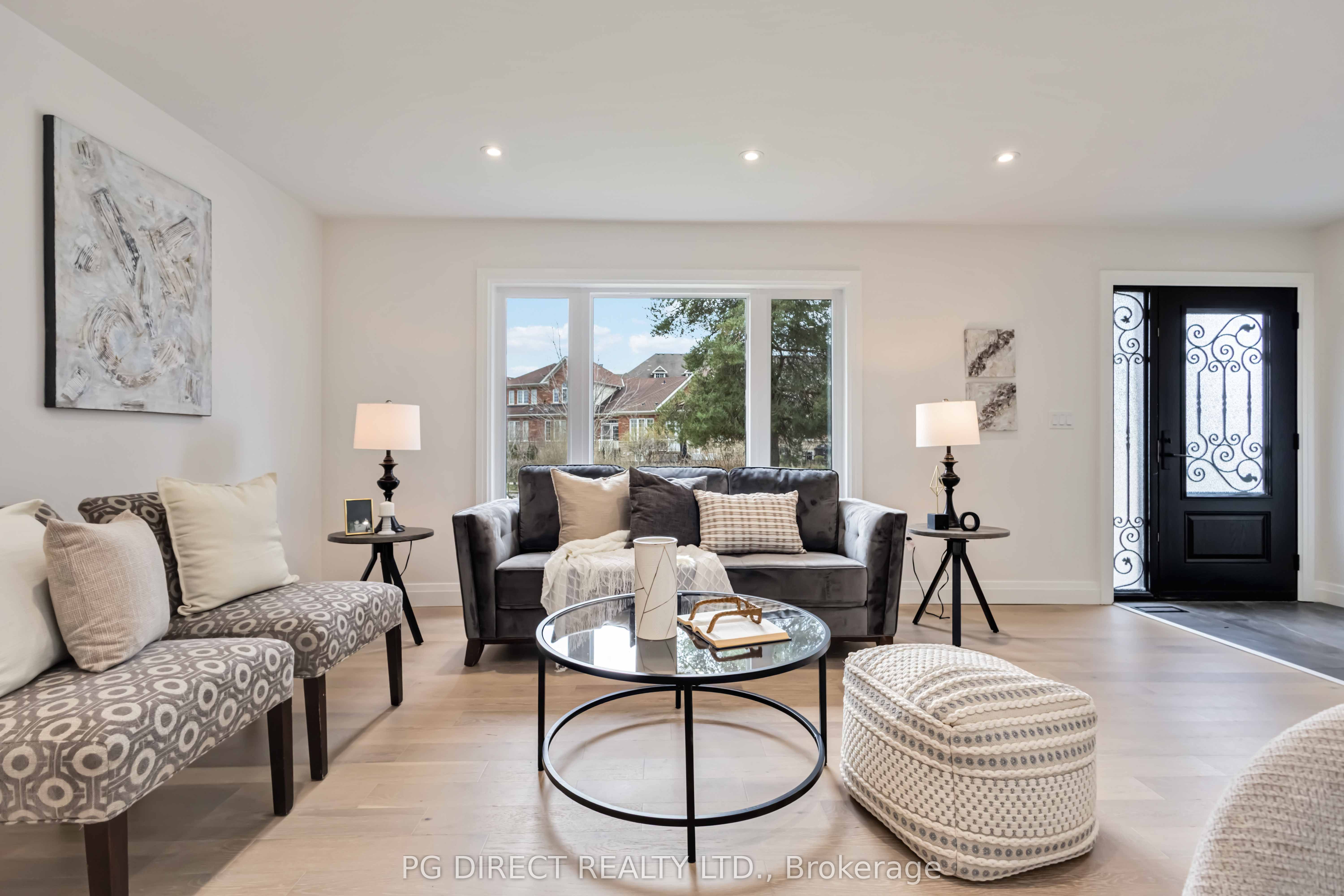 14 Heber Down Crescent, Whitby, ON, L1M 1A8 photo 4