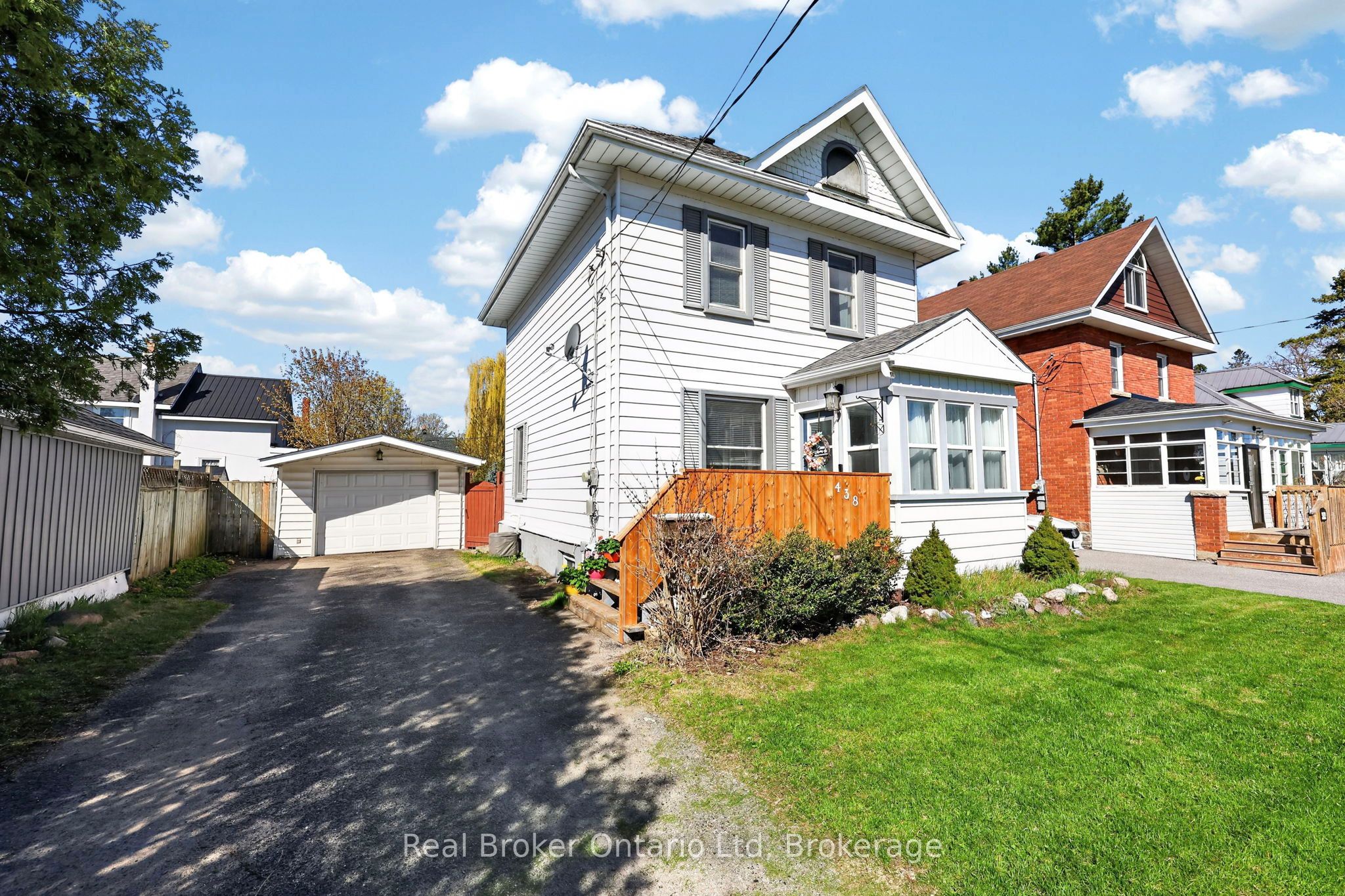 438 Russell Street, Midland, ON, L4R 3A9