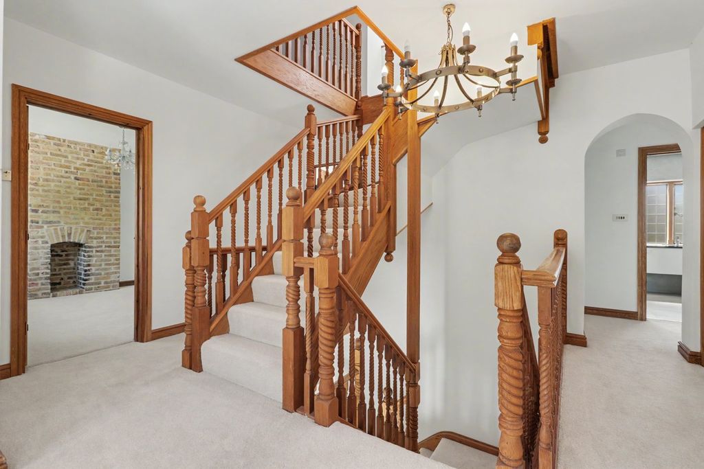 Additional image 20 of 5 bed detached house for saleShopland Hall Road, Rochford SS4