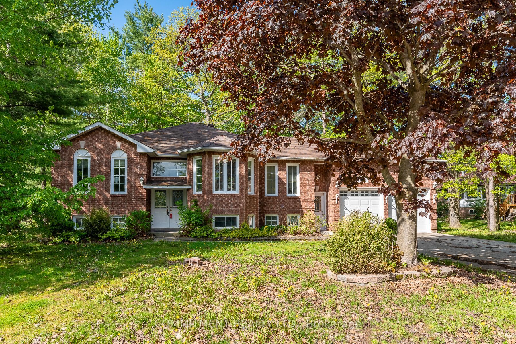 39 Downer Crescent, Wasaga Beach, ON, L9Z 1C3 photo 2
