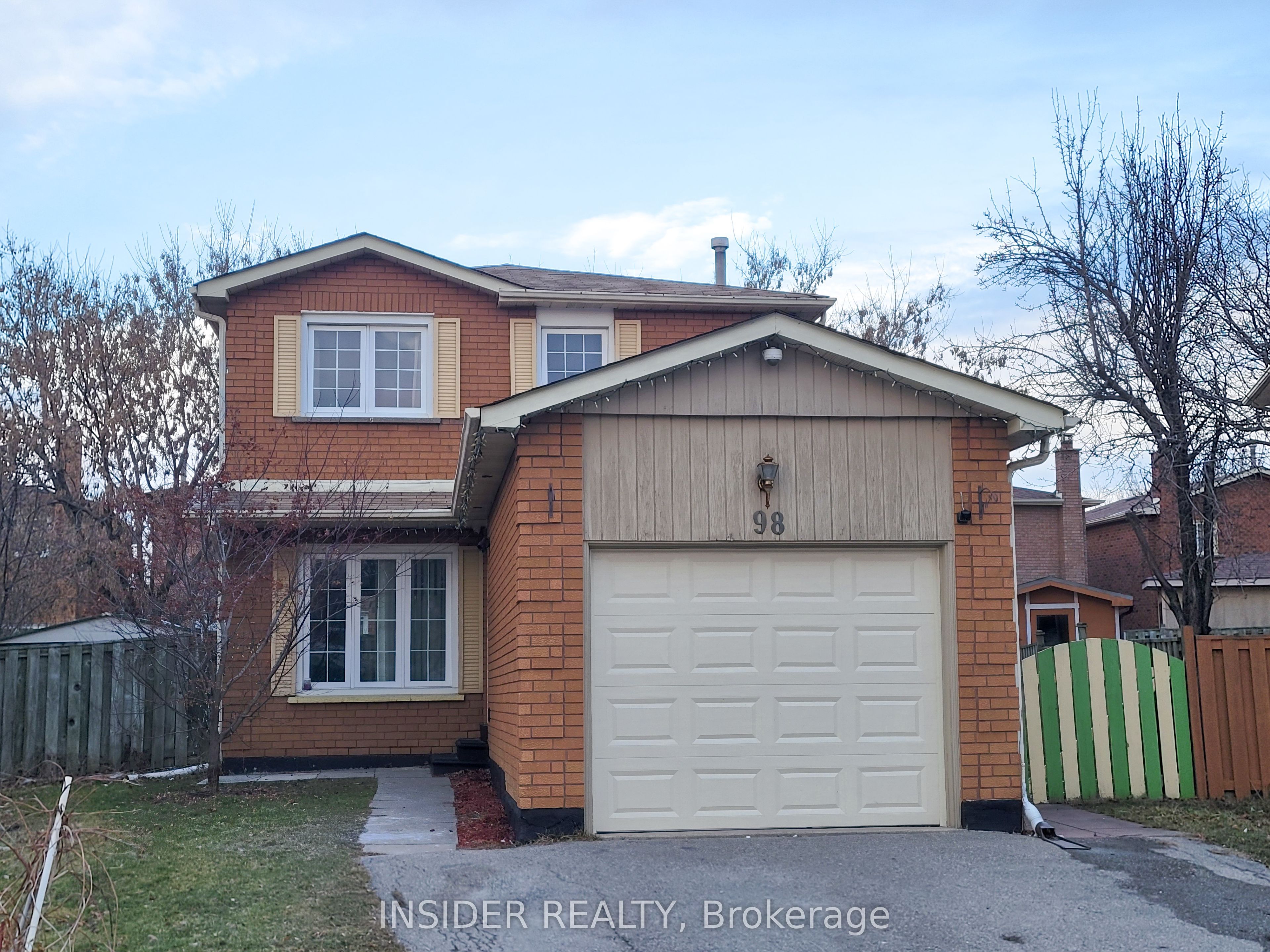 98 White Boulevard, Vaughan, ON, L4J 5Z5