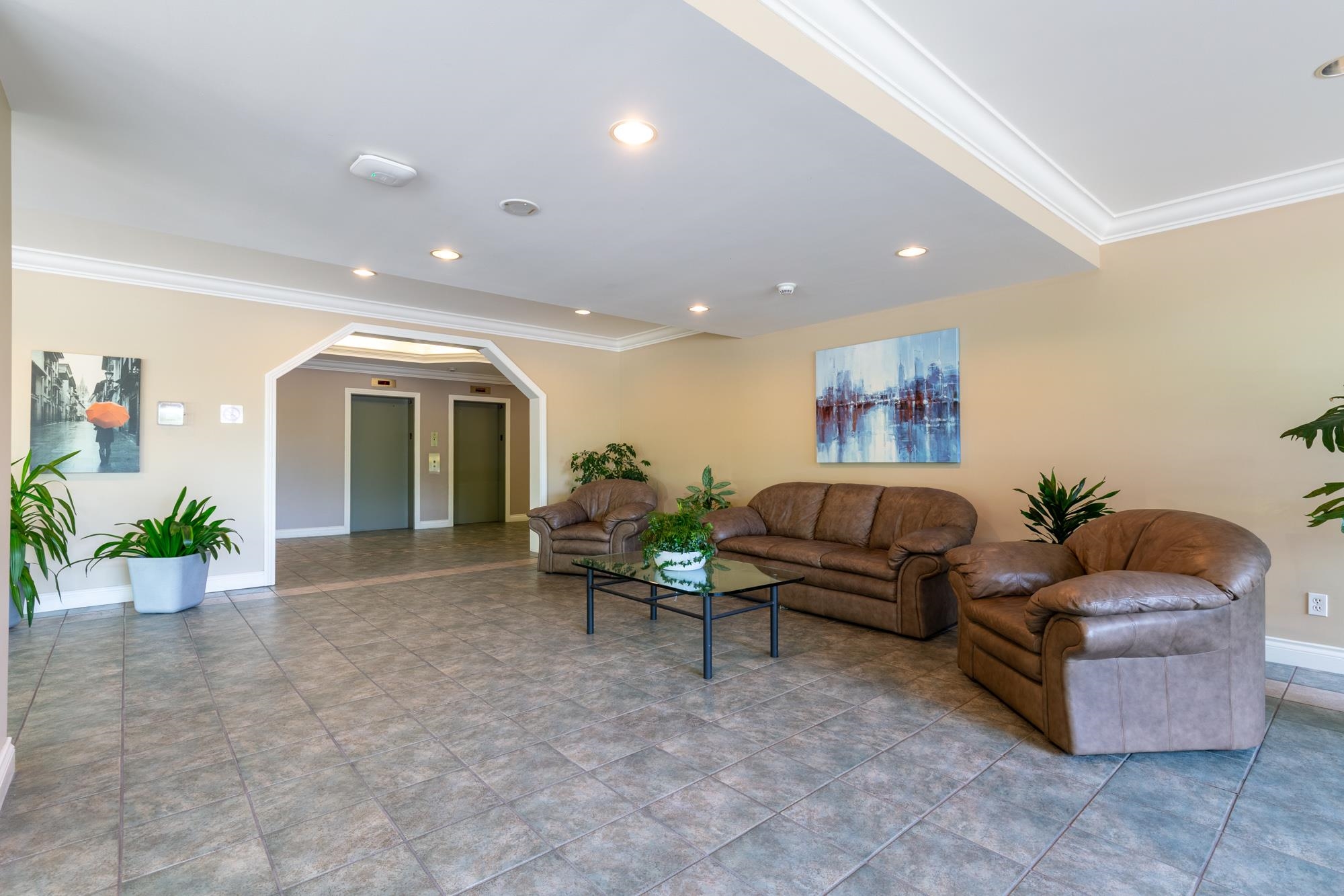 905-15030 101 Avenue, Surrey, BC, V3R 0N3 photo 4