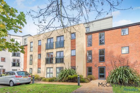 Thorneycroft, Wood Road, Tettenhall WV6