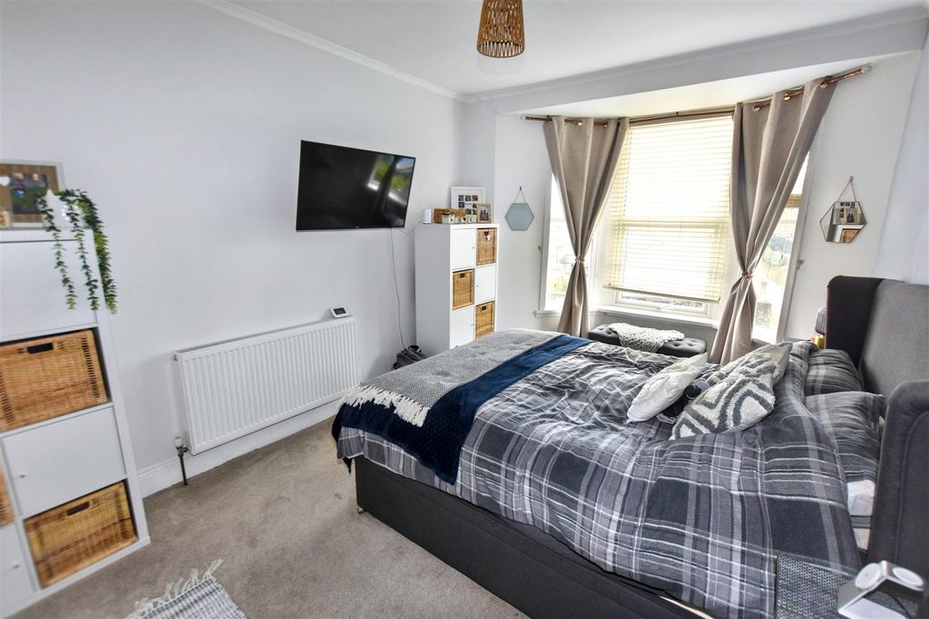 Additional image 17 of 4 bed semi-detached house for salePark Road, Redruth TR15