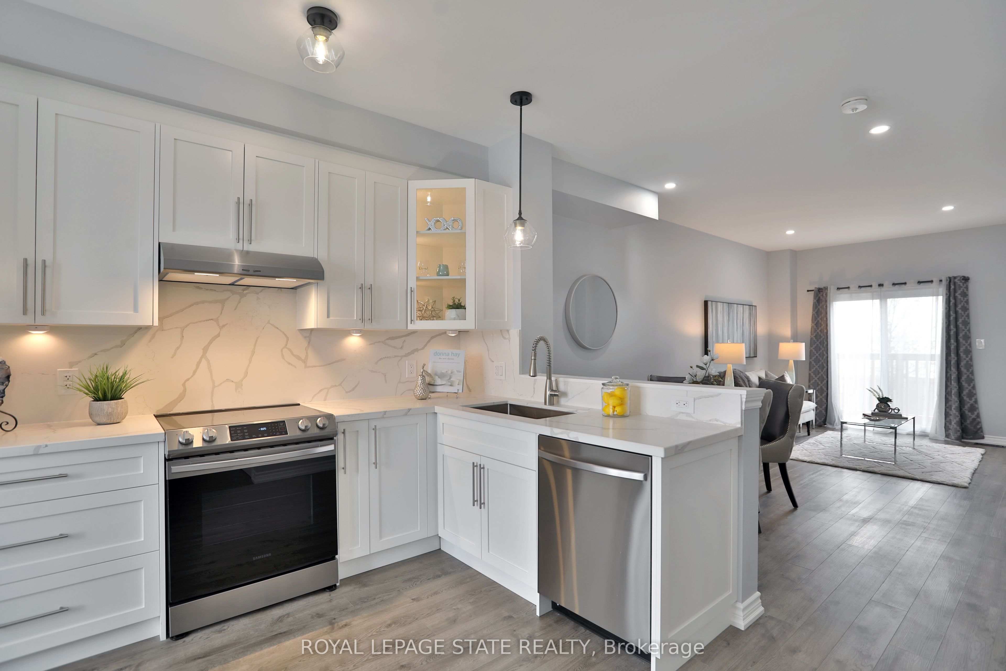 45 Edenrock Drive, Hamilton, ON, L8E 5L5 photo 2