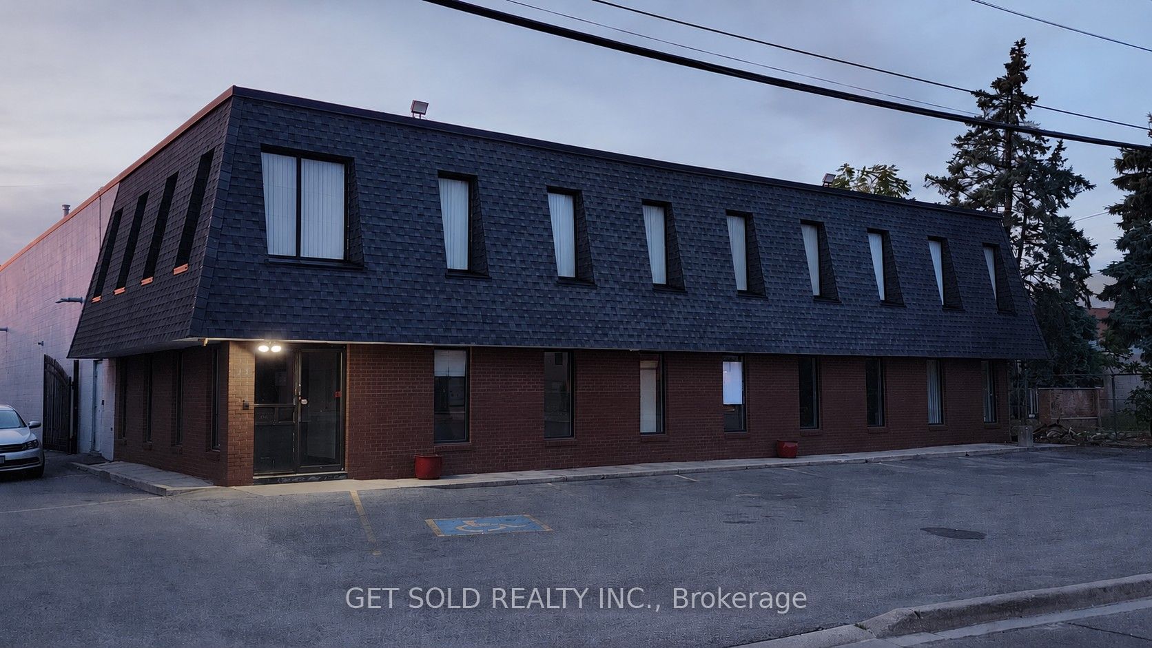 11 Brockley Drive, Hamilton, ON, L8E 3C3