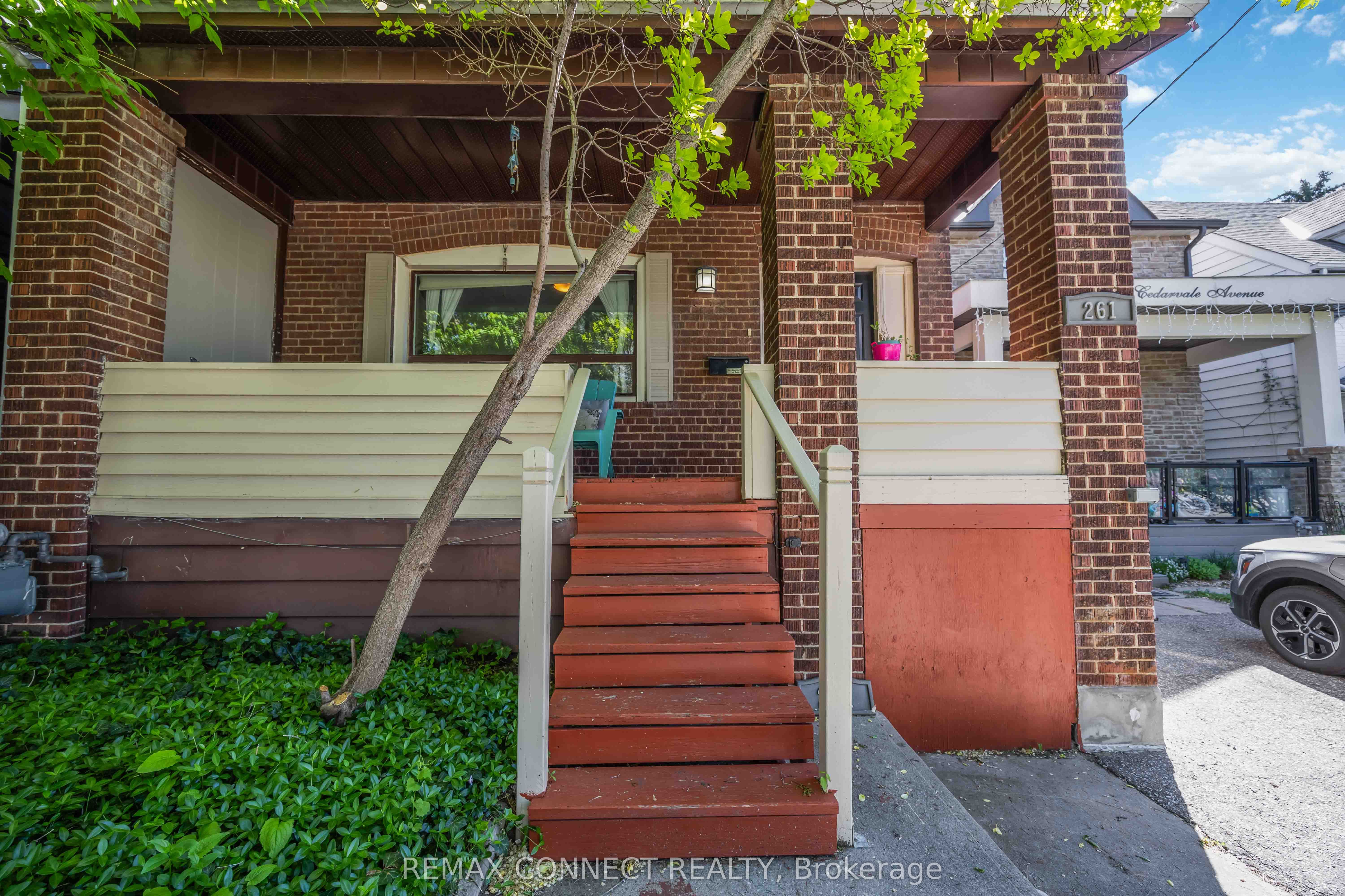 261 Cedarvale Avenue, Toronto, ON, M4C 4K3