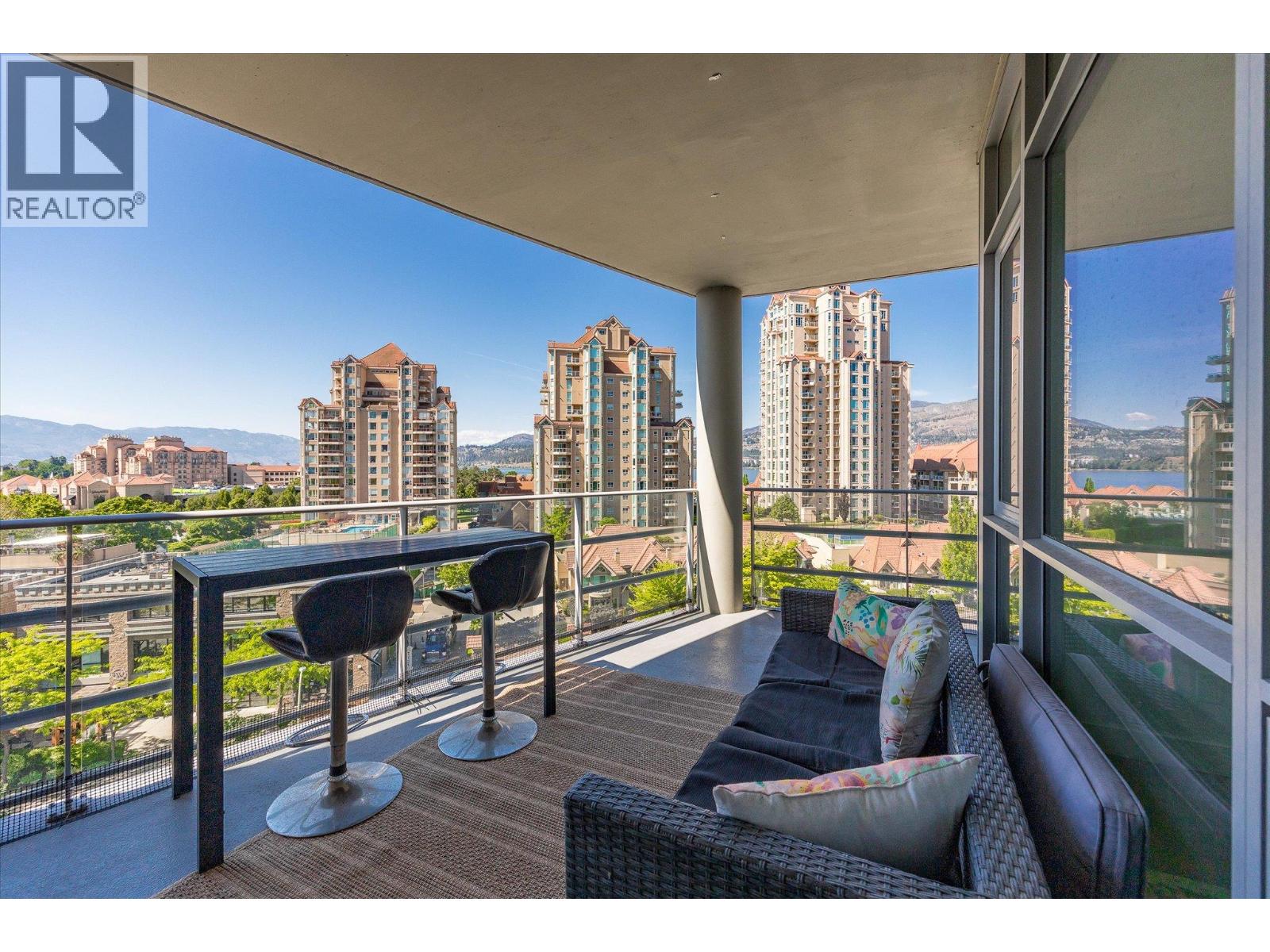 601-1151 Sunset Drive, Kelowna, BC, V1Y0G2 photo 3