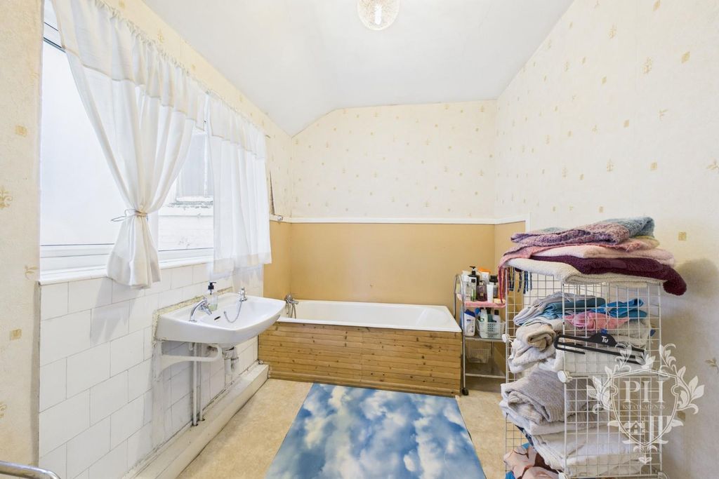 Additional image 9 of 4 bed terraced house for saleCoatham Road, Redcar TS10