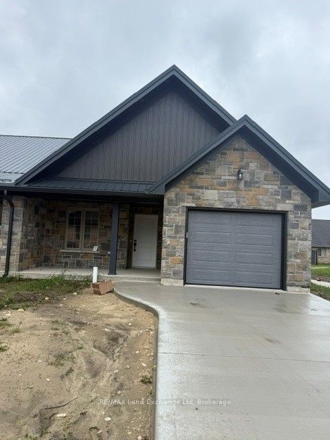 9-730 Princess Street, Wellington North, ON, N0G 2L3