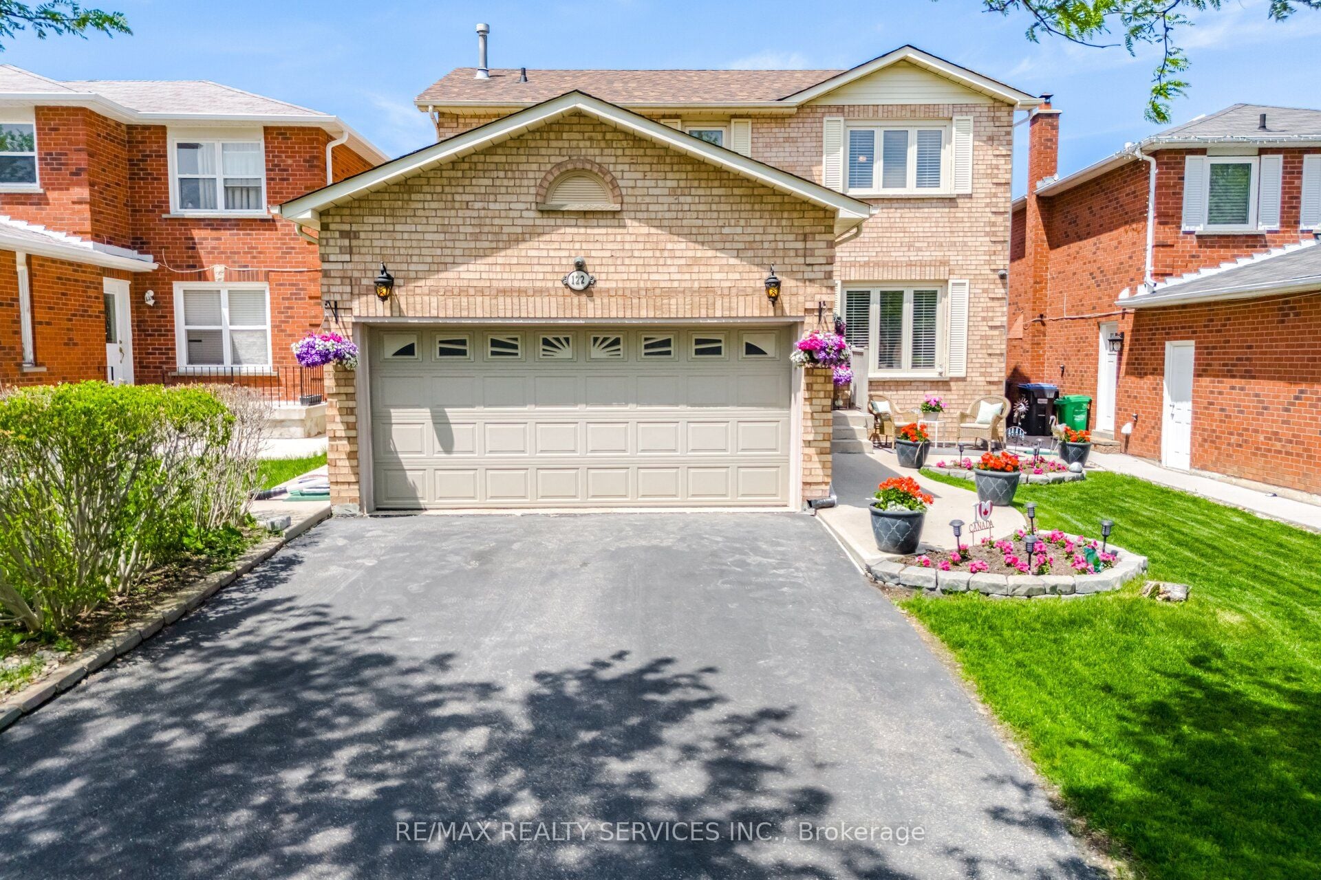122 Flowertown Avenue, Brampton, ON, L6X 3Y6
