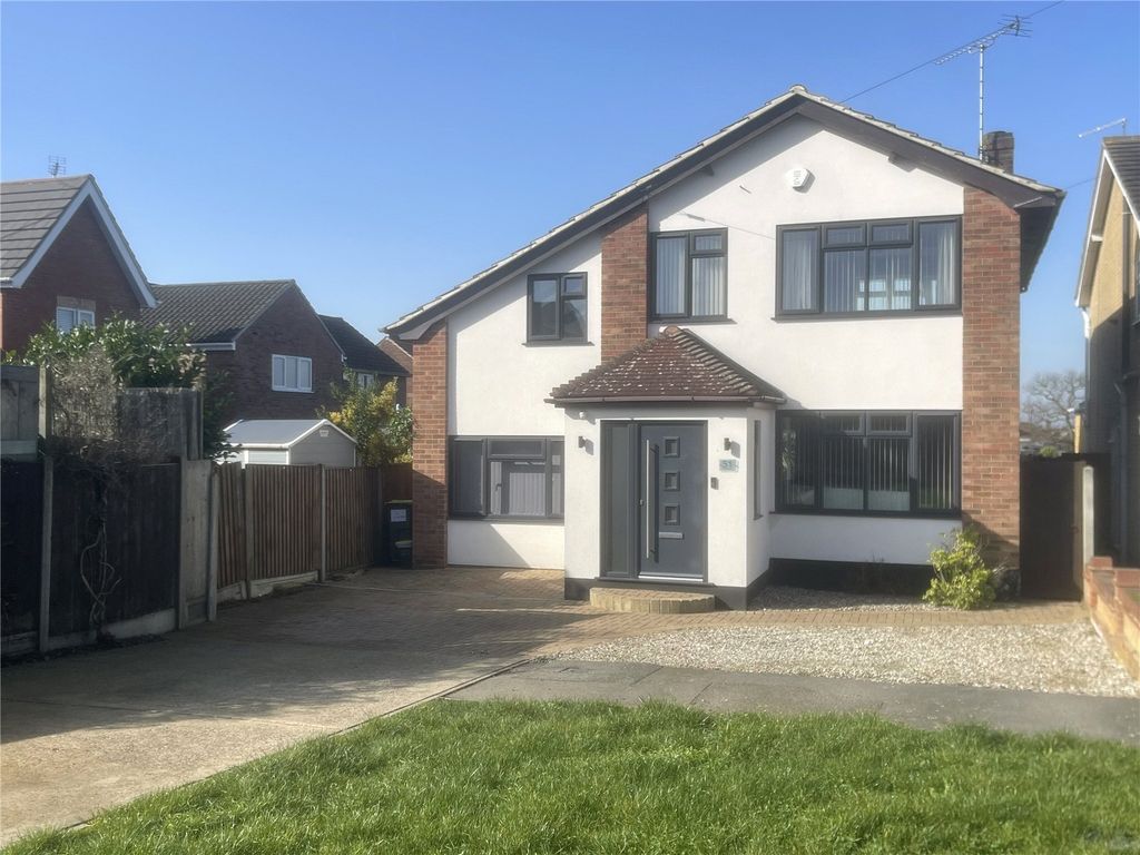 4 bed detached house for saleGlebe Drive, Rayleigh, Essex SS6