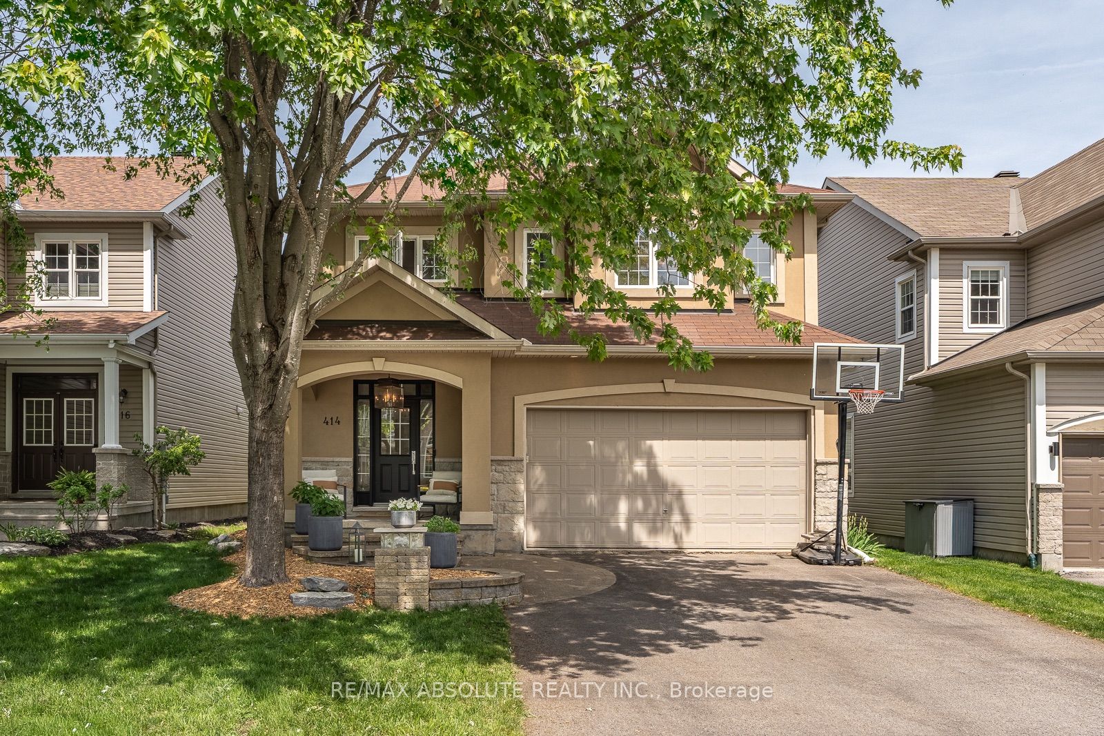 414 Landswood Way, Ottawa, ON, K2S 0A3