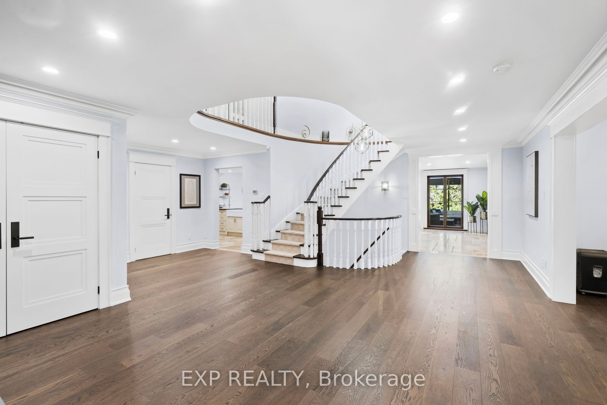 Additional image 3 of 816 Norwick Road, Newmarket, ON, L3X 1K8