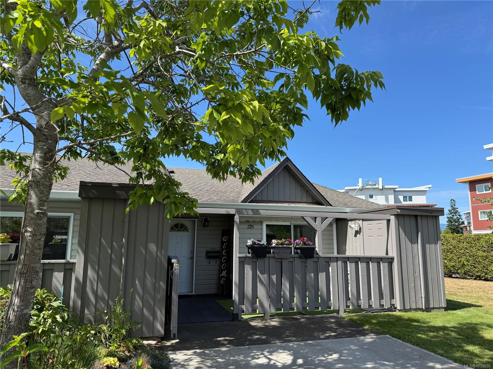 #125-2191 Murrelet Drive, Comox, BC, V9M 3Y1
