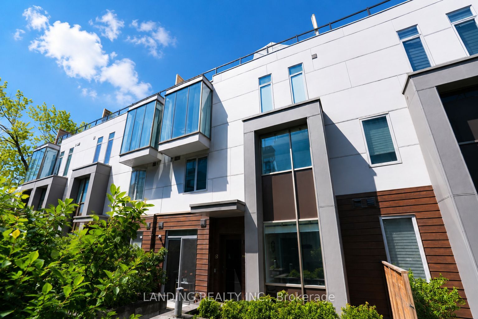 7-17 Greenbriar Road, Toronto, ON, M2K 0G7