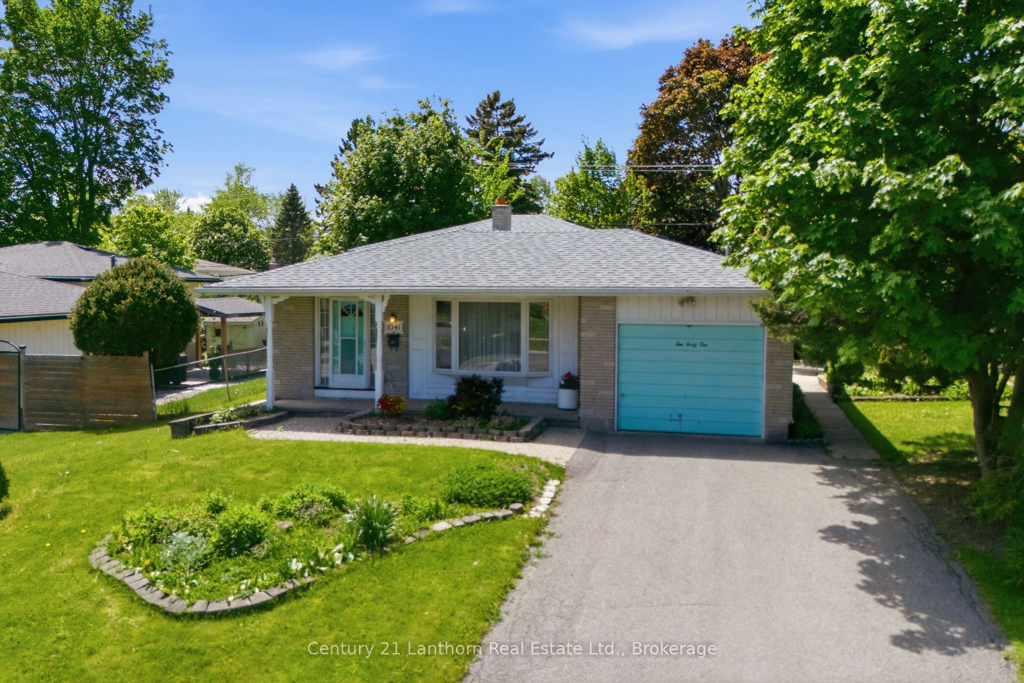 1041 Hudson Drive, Kingston, ON, K7M 5K5