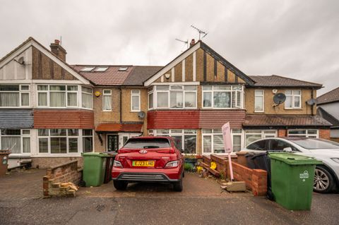 Waltham Way, Chingford, London E4
