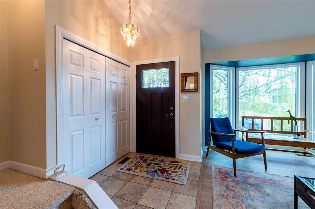 19 Maxwell Avenue, Red Deer, AB, T4R 1P3 photo 3
