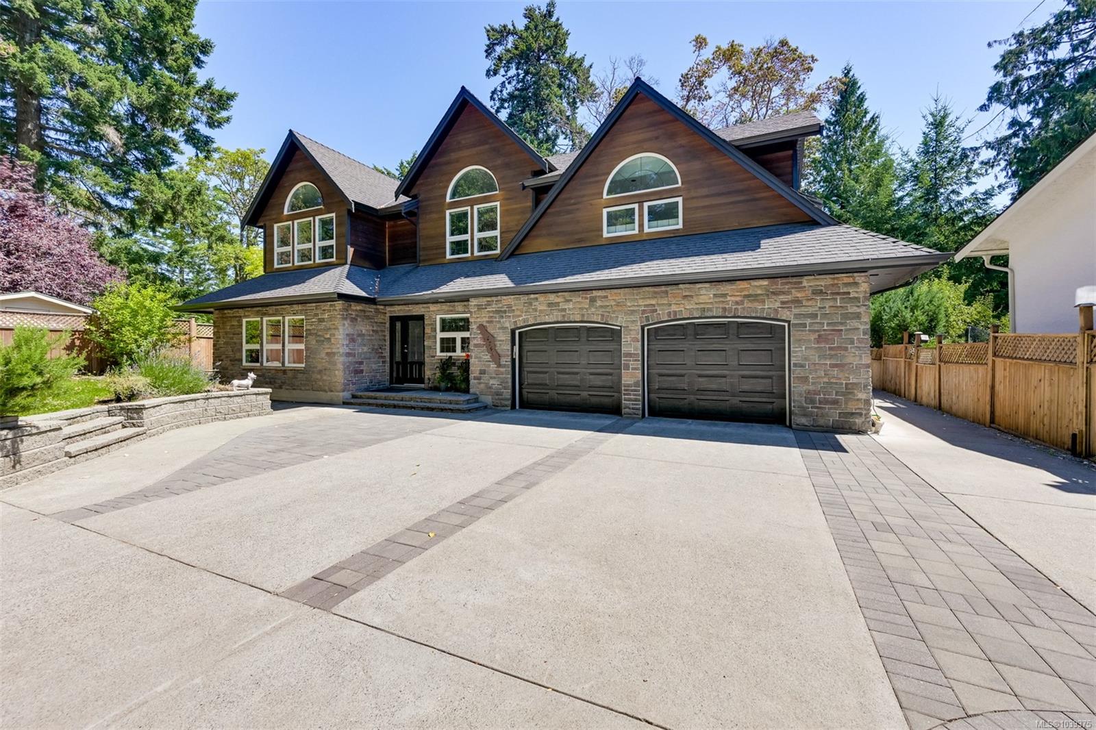 6799 Jedora Drive, Central Saanich, BC, V8M 1A6
