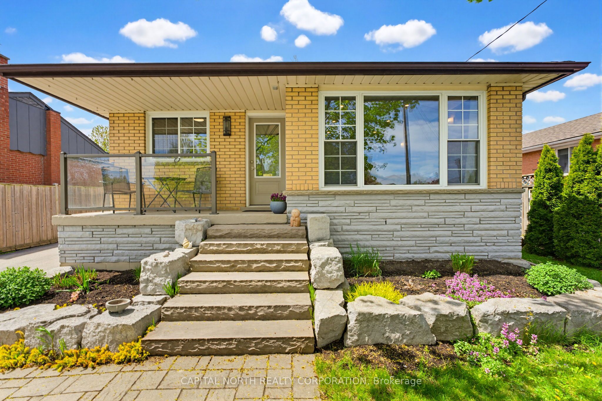 1284 Hertel Crescent, Burlington, ON, L7P 2S5 photo 3