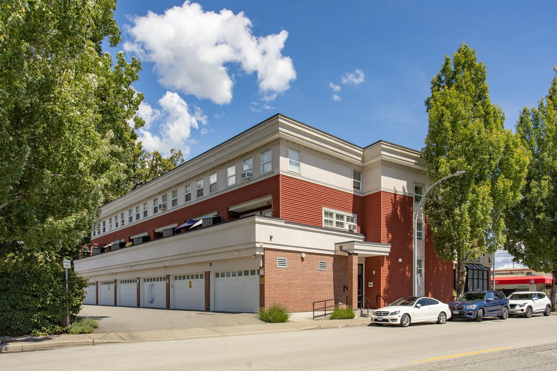 202-2655 Mary Hill Road, Port Coquitlam, BC, V3C 6R9