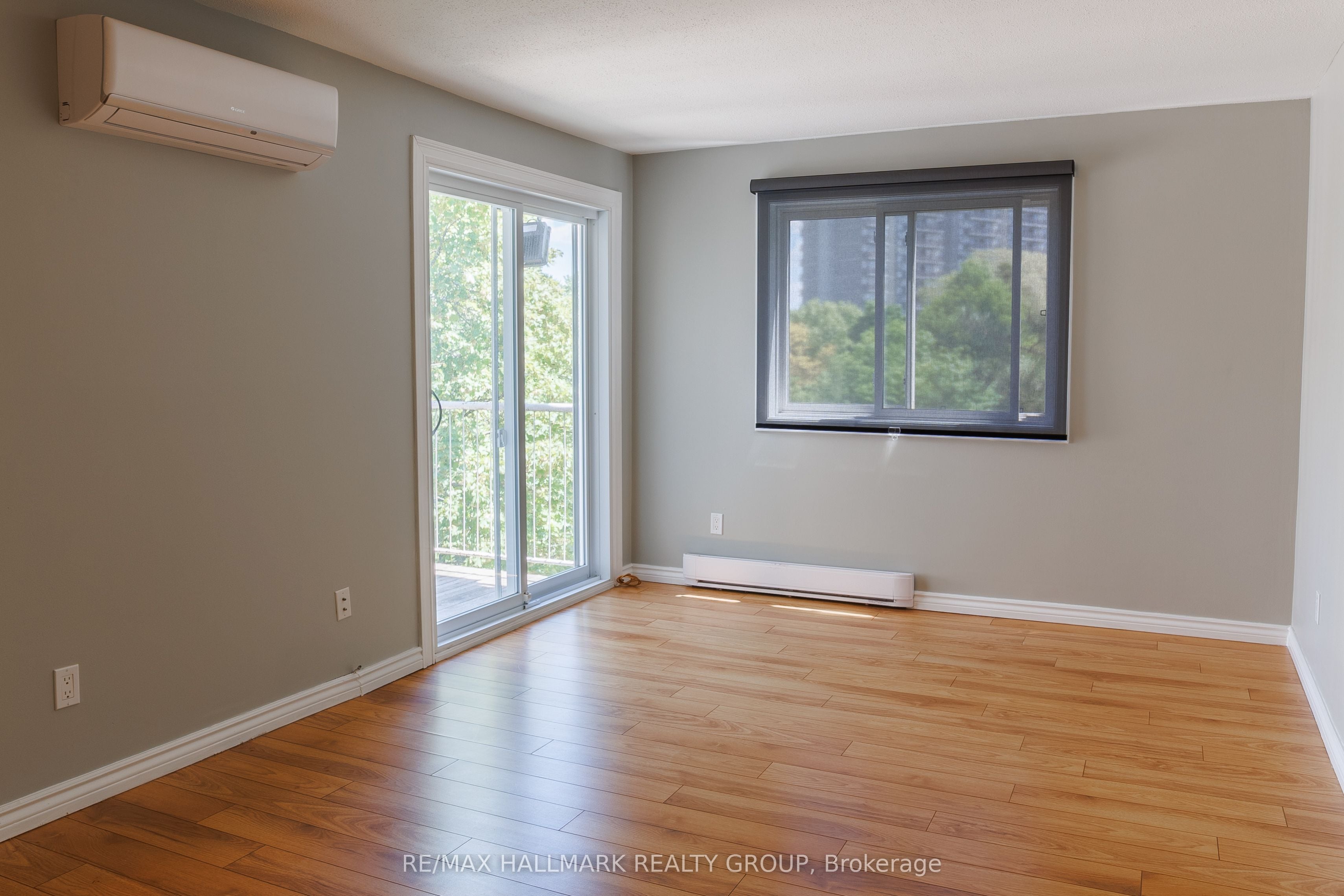 Additional image 4 of 406-280 Brittany Drive, Ottawa, ON, K1K 4M4