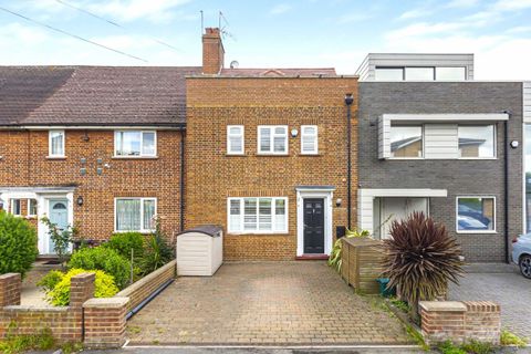 Kings Terrace, Old Isleworth TW7