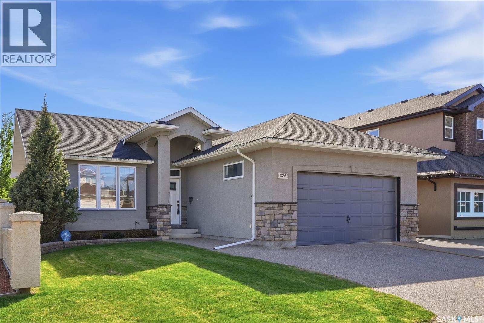 326 Horlick Crescent, Saskatoon, SK, S7N4R5 photo 2