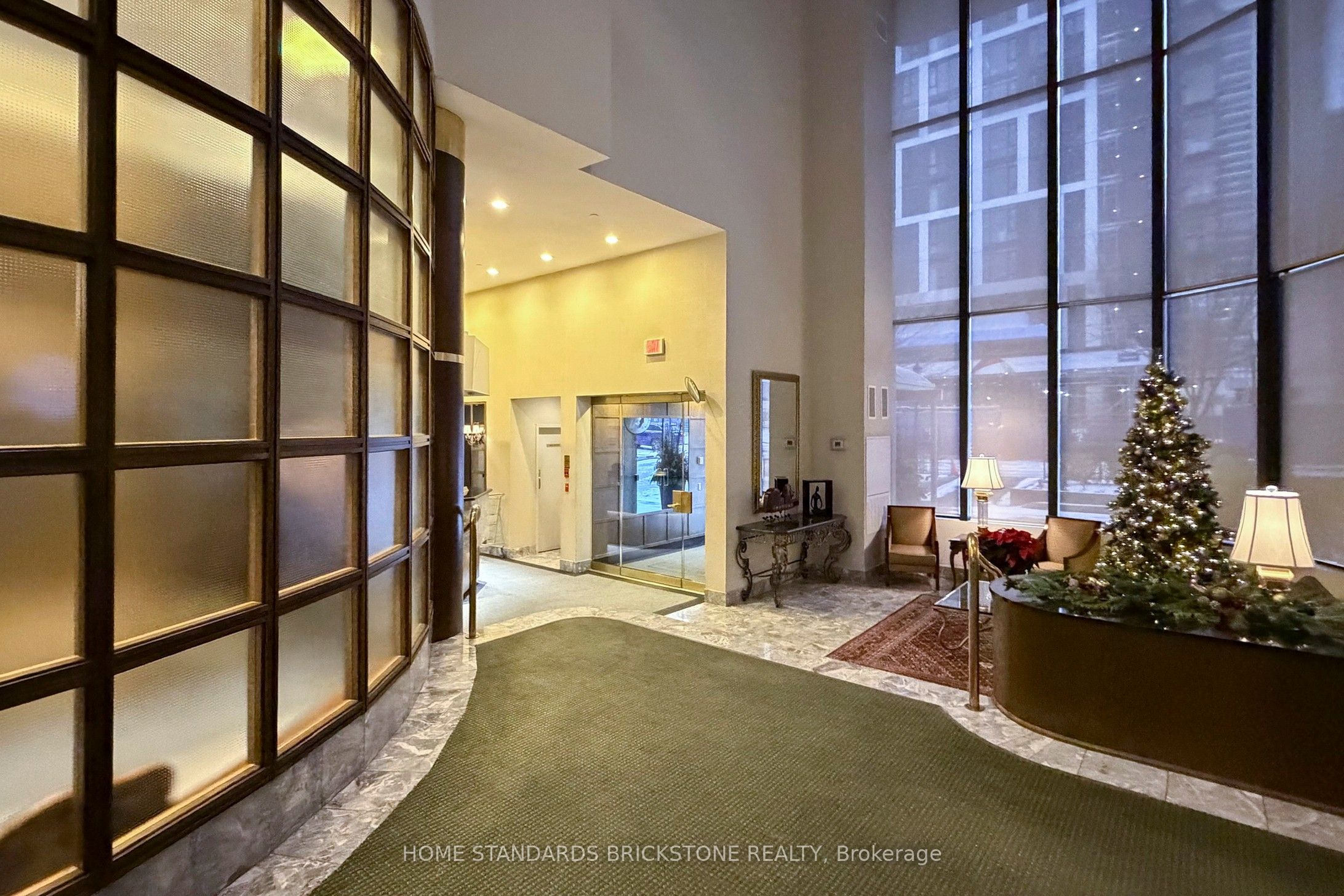 1001-40 Rosehill Avenue, Toronto, ON, M4T 1G5 photo 4