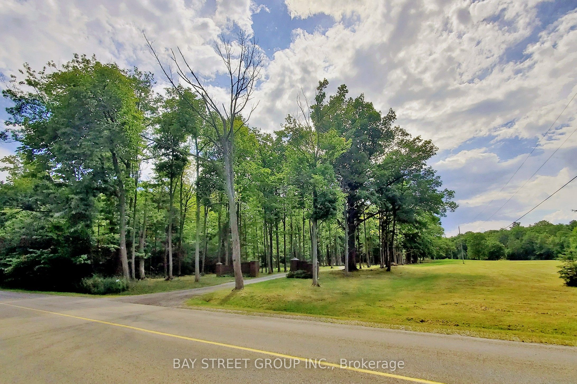 902 Shaver Road, Hamilton, ON, L9G 3K9 photo 5