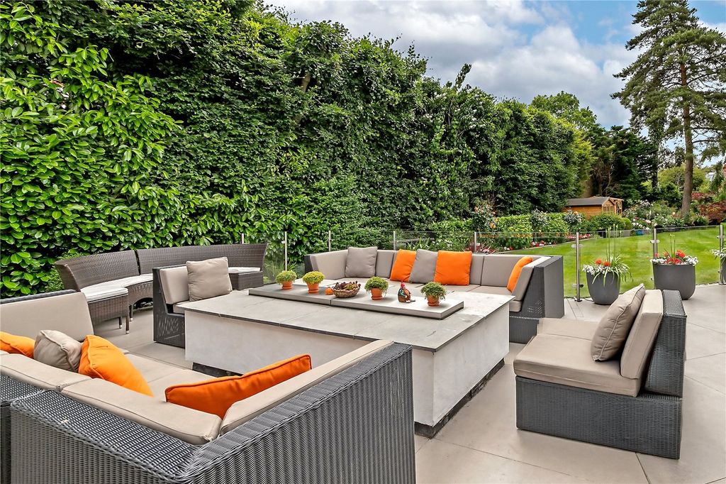 Additional image 30 of 6 bed detached house for saleThe Grove, Radlett, Hertfordshire WD7