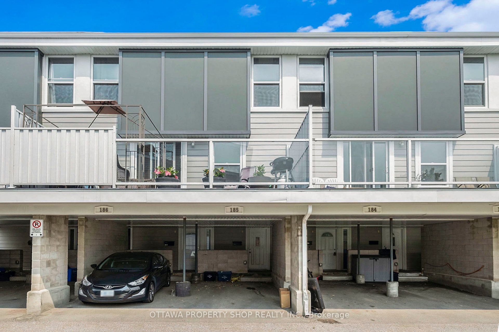 185-825 Cahill Drive W, Ottawa, ON, K1V 9N8