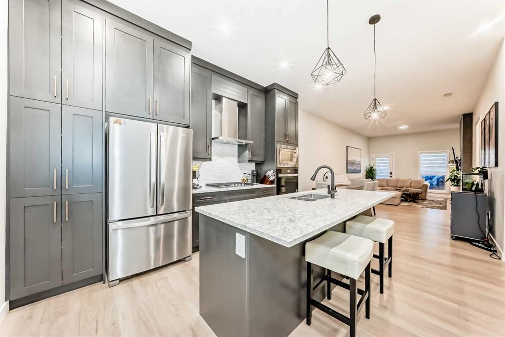 7 Wolf Crescent, Okotoks, AB, T1S5V1 photo 3