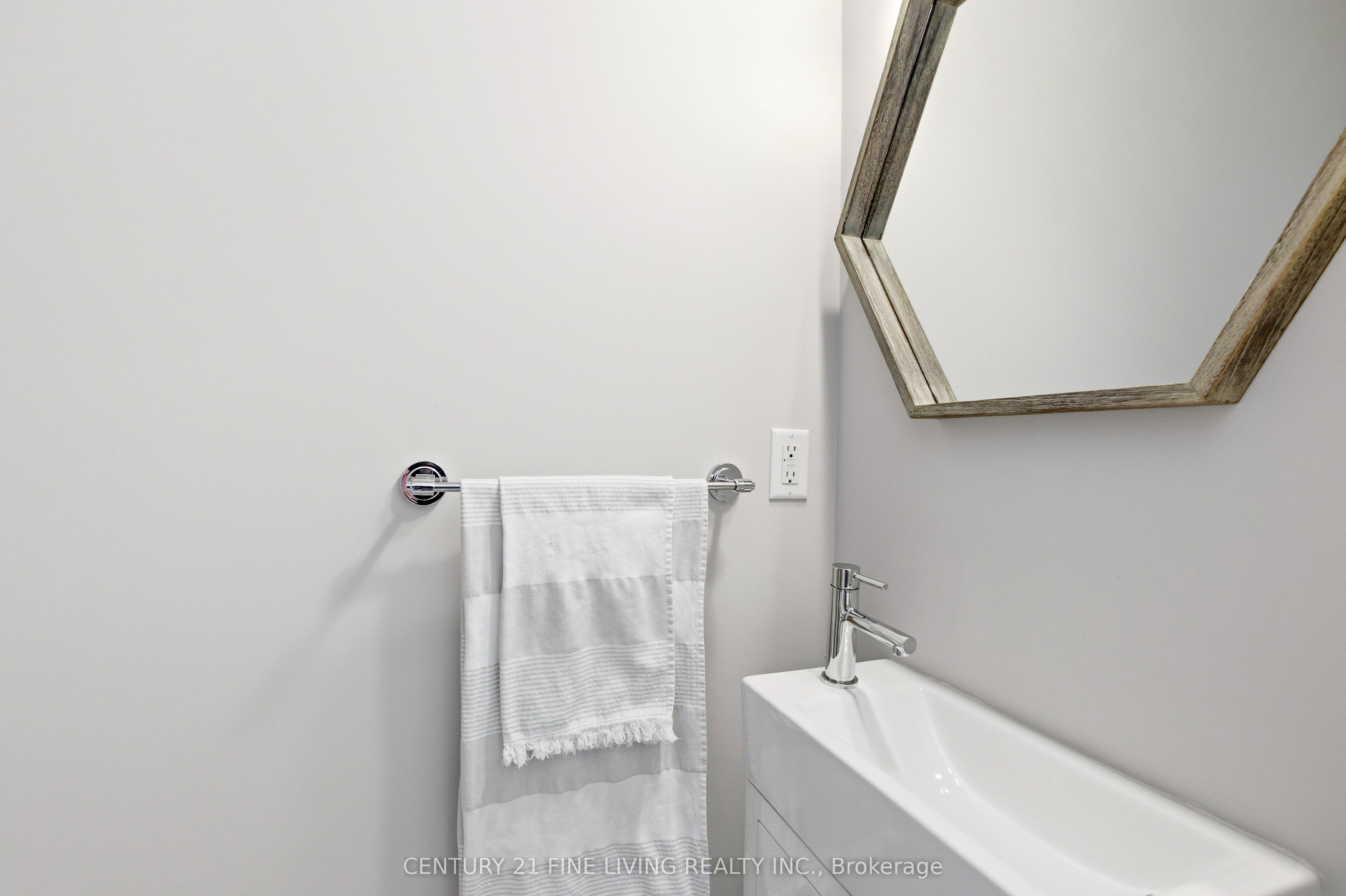 279 Downsview Park Boulevard, Toronto, ON, M3K 0B6 photo 4