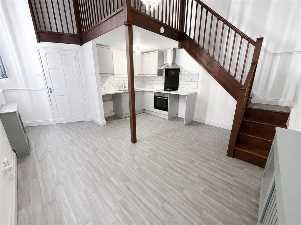 Additional image 4 of 1 bed flat for saleAlexandra Road, Sheerness ME12