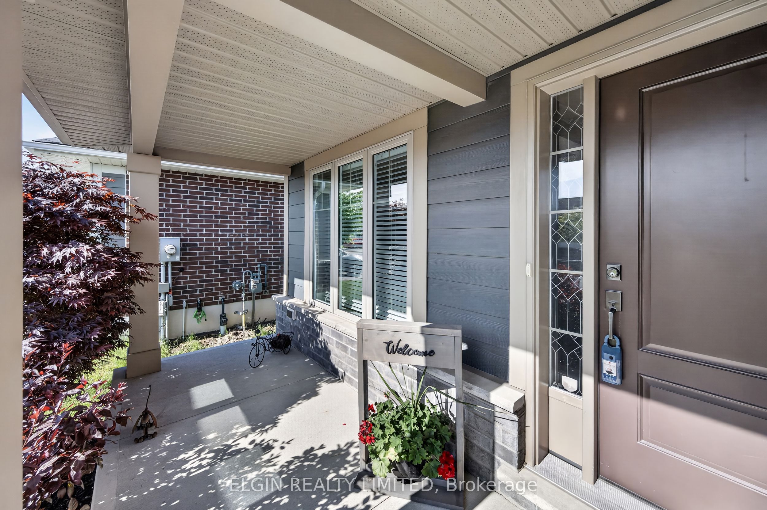8 Ashberry Place, St. Thomas, ON, N5R 0H7 photo 3