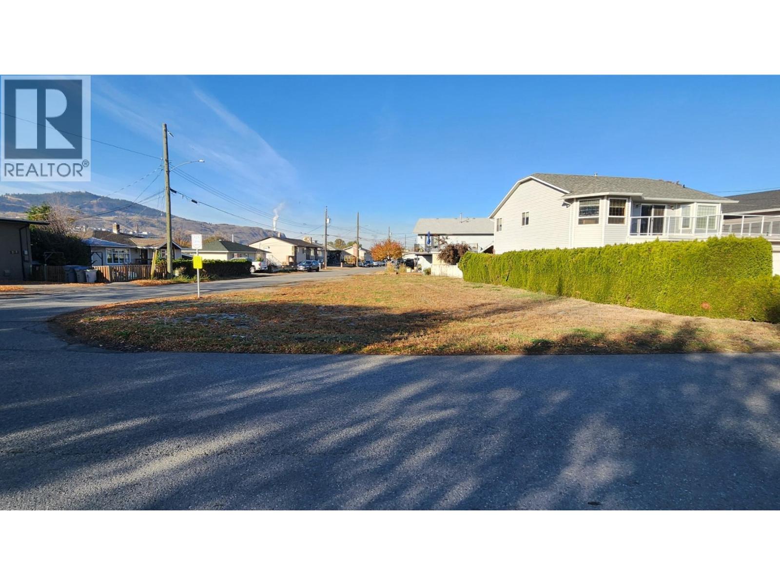 255 Schubert Drive, Kamloops, BC, V2B2C5 photo 4