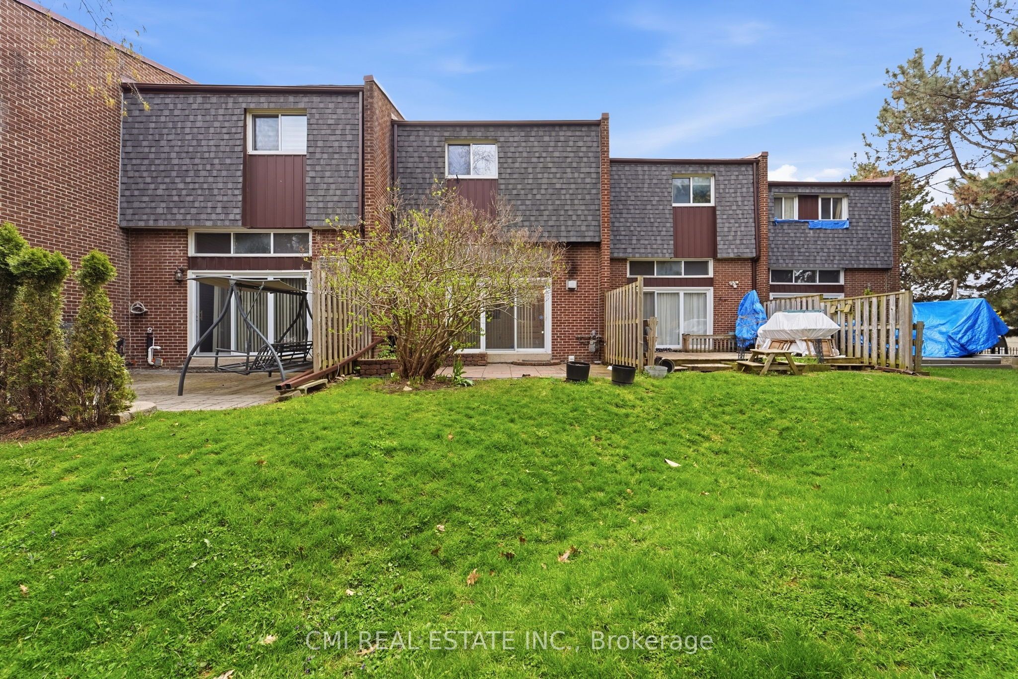 6 Windy Golfway Way, Toronto, ON, M3C 3A7 photo 4